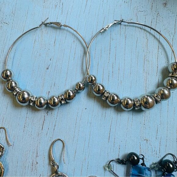 Earring Bundle - Picture 2 of 7